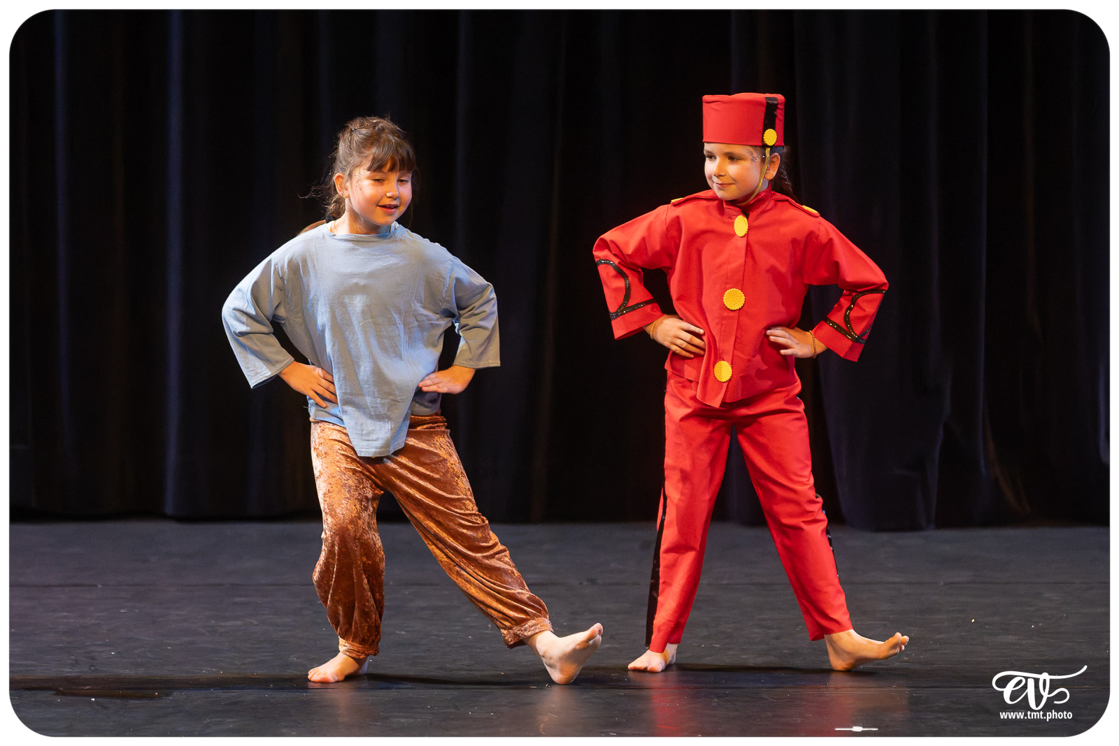 ECOLE DE DANSE CÉCILE ADAMOW